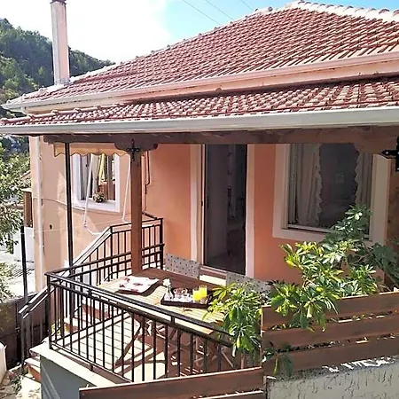 Aggelos House In Kalamitsi 4* Lefkáda