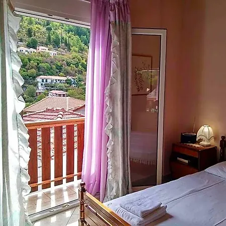 Aggelos House In Kalamitsi Hotel 4*